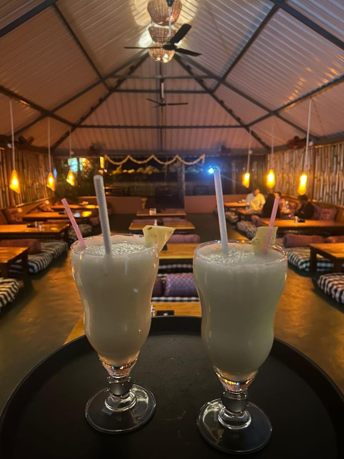 Hampi Village Resort & Tutti Cafe Экстерьер фото