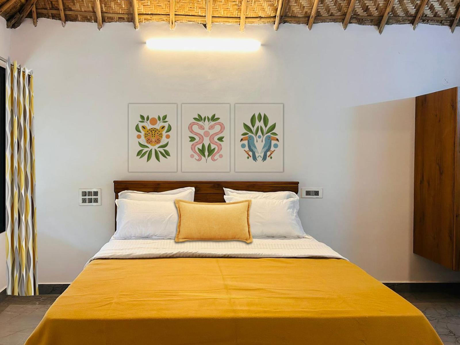 Hampi Village Resort & Tutti Cafe Экстерьер фото