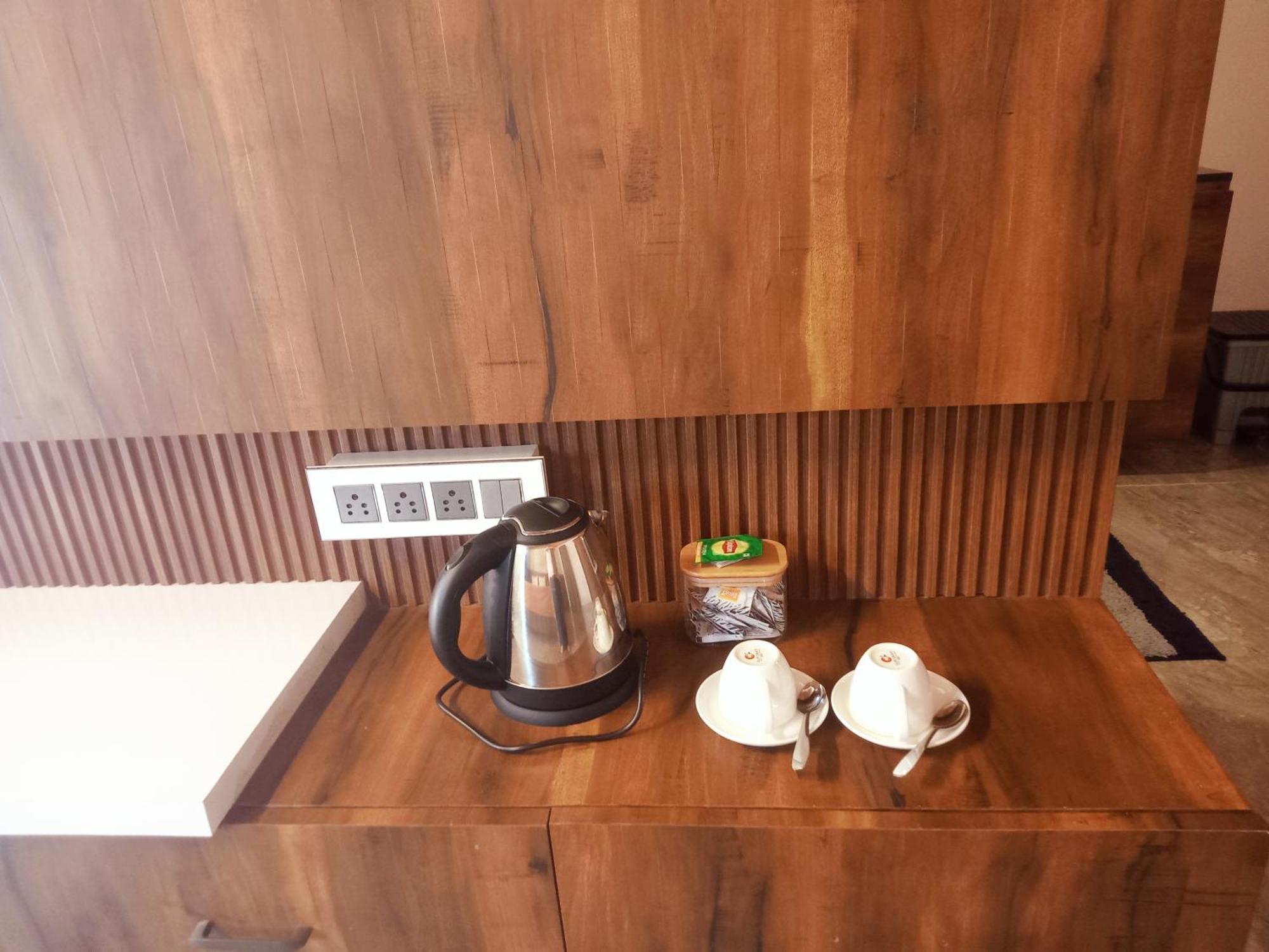 Hampi Village Resort & Tutti Cafe Экстерьер фото